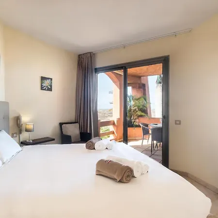 Beneharo 1 Nyaraló